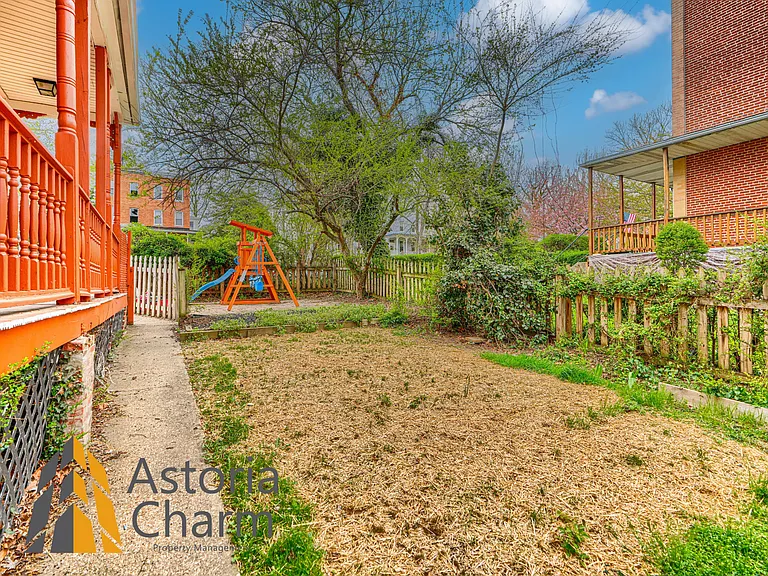 23 S Augusta Ave — Photo 49