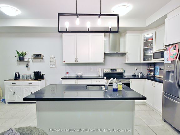 5th image of 1319 Lawson St