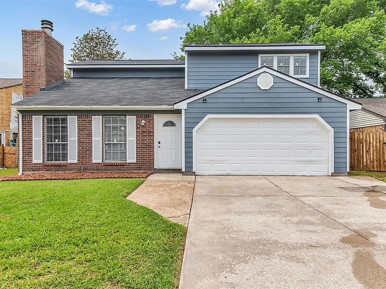 15830 Pipers View Dr — Photo 2