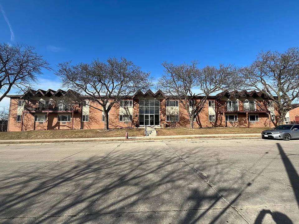 10628 W Dakota St