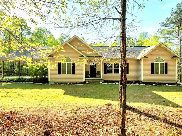 452 Dogwood Trl, Henderson, NC 27537