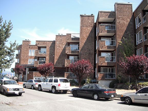 5th image of 2770 Alki Ave SW #5392c96a3