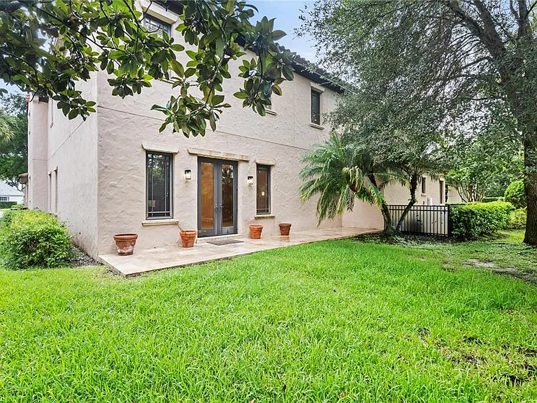 9841 Covent Garden Dr — Photo 47