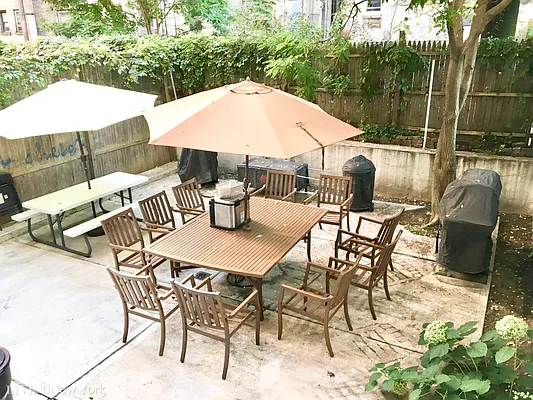 Rented by Living New York | media 18