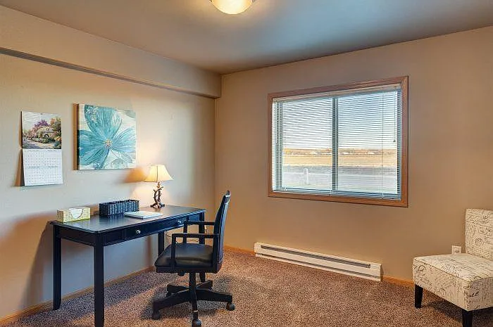 Sidney Apartments — Photo 14