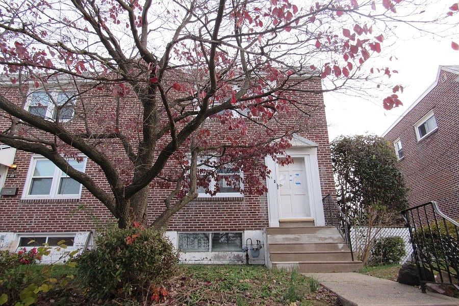 1st image of 71 Frances Ave