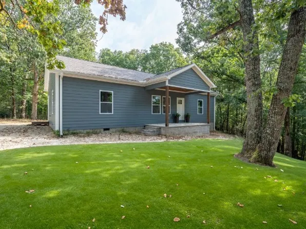 414 Edwards St, Waynesboro, TN 38485