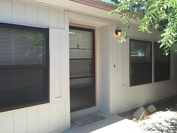 2nd image of 7227 Canary Ln NE