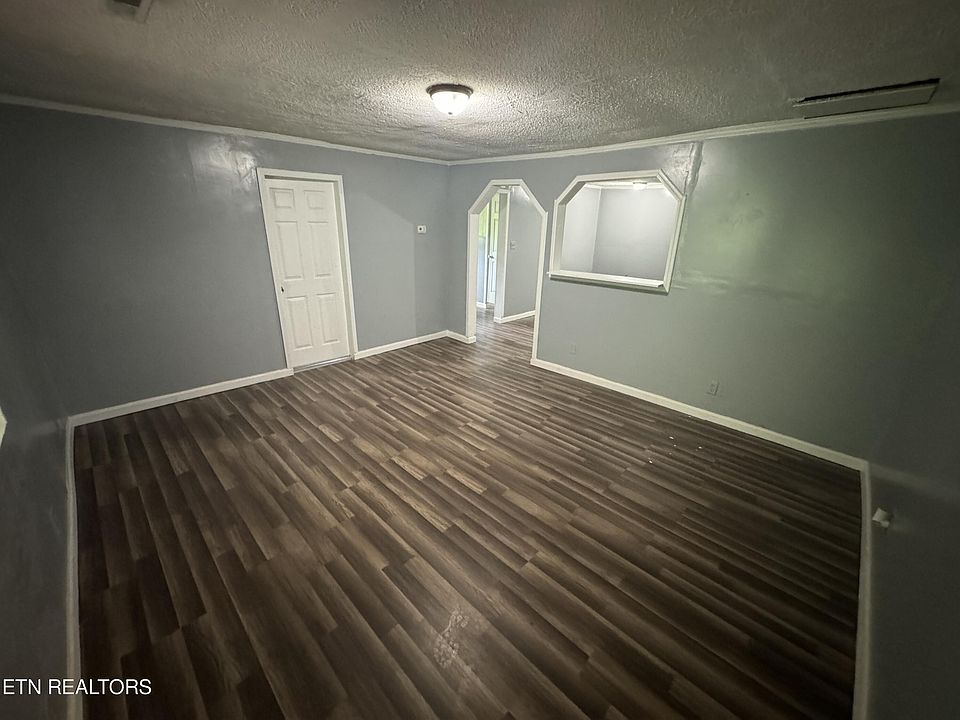 3900 Roberts Rd, Corryton, TN 37721 Zillow