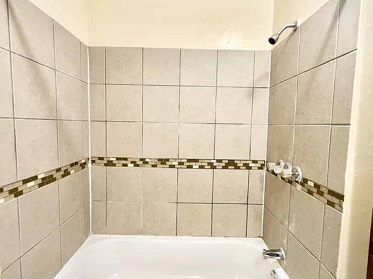 111 Bristol St #3LL — Photo 6