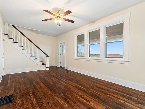 3rd image of 3032 Churchview Ave