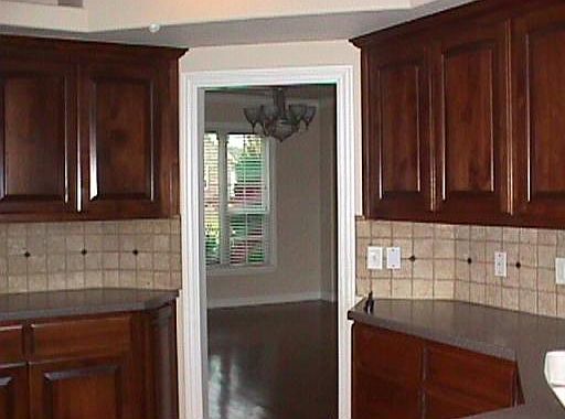 3rd image of 1201 NE Buckingham Blvd