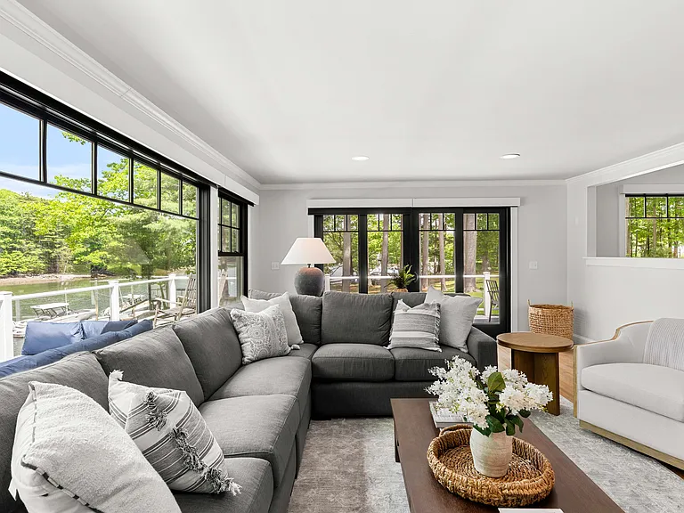 6 Sagamore Grv — Photo 43