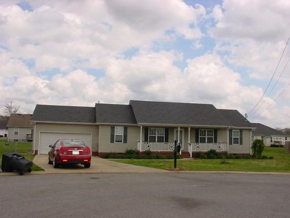 1st image of 2427 Carlow Ct
