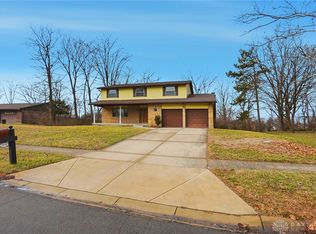 2126 Mohave Dr, Dayton, OH 45431