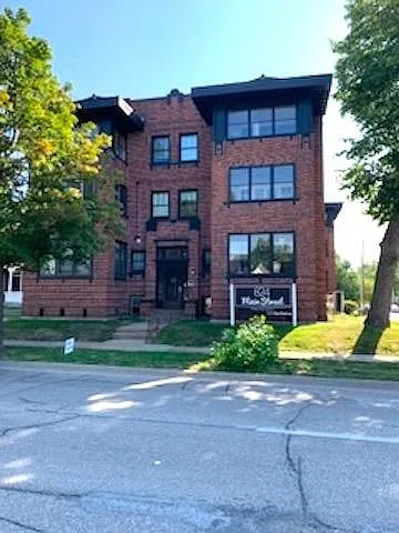 824 Main St #2C — Photo 11