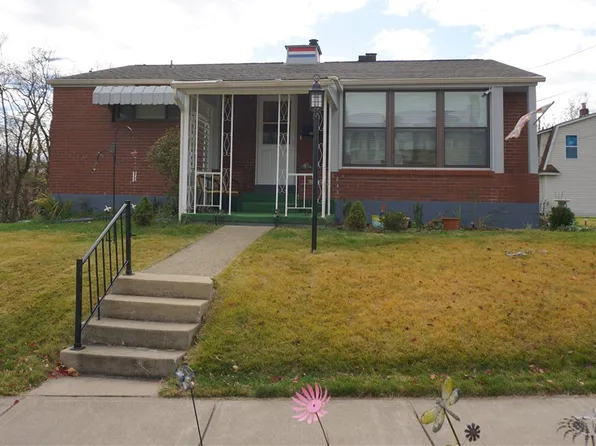 30 Station St, Carnegie, PA 15106