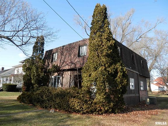 4th image of 215 W South St