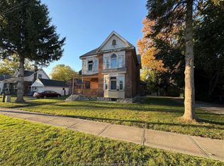 Wade St #27 & 31, Chatham, ON N7M 3T5