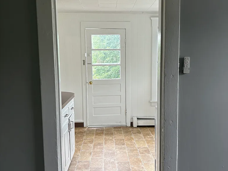 680 Main Rd #2 — Photo 5