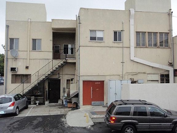 3rd image of 1764 E Washington Blvd APT 2
