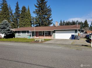 9231 47th Dr NE, Marysville, WA