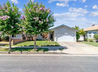 208 N 3rd St, Fowler, CA 93625