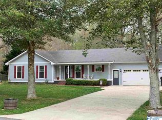 460 Manley Rd, Hazel Green, AL 35750