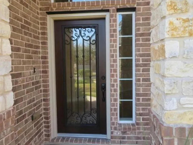 1605 S Primavera Dr — Photo 3