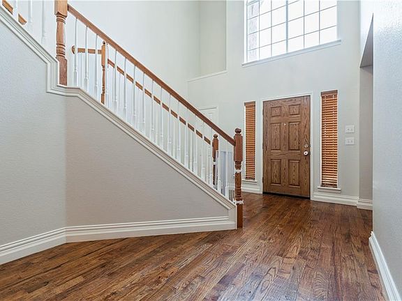5th image of 1219 Shadybrook Ln
