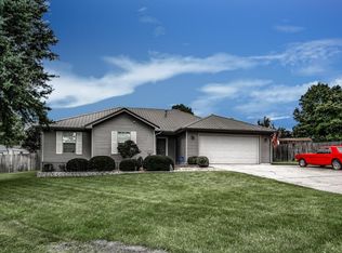 310 Island Dr, Crestview, FL 32536