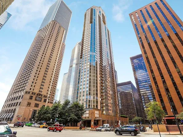 222 N Columbus Dr APT 3501, Chicago, IL 60601