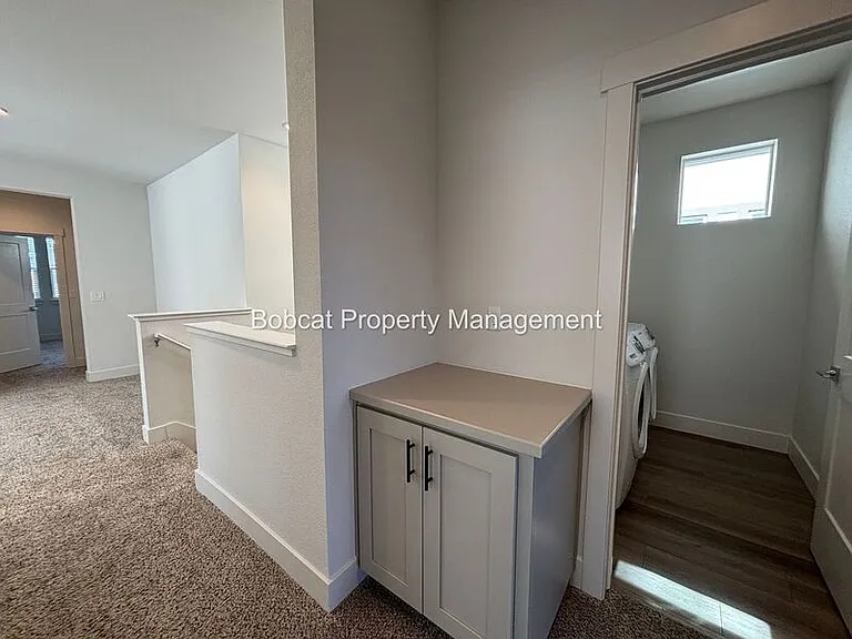 1287 Grove St — Photo 44