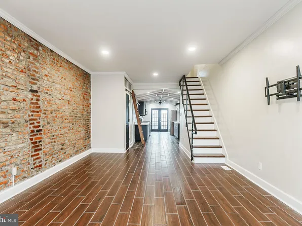 309 Daly St, Philadelphia, PA 19148