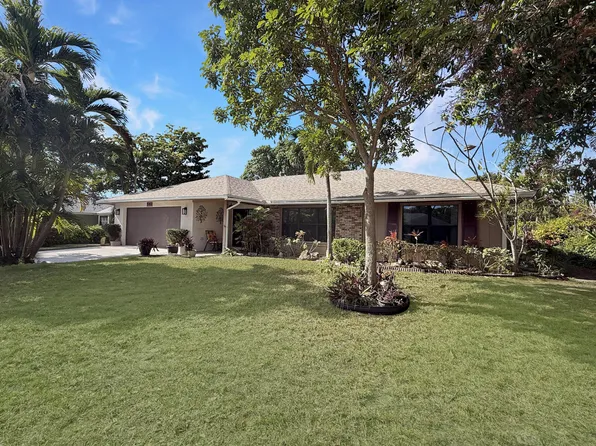 541 Azure Avenue, Wellington, FL 33414