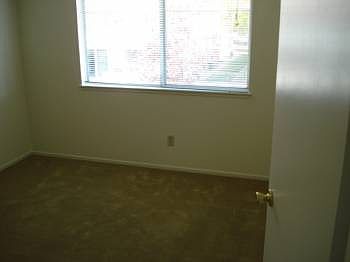 5th image of 5744 Garfield Ave APT 4