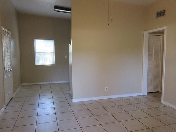 5th image of 10341 Depaul Dr