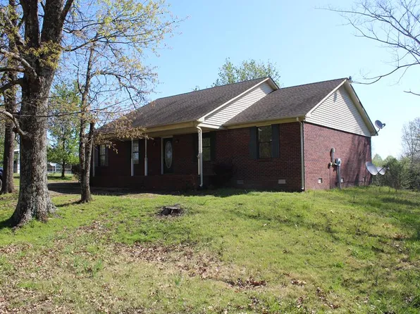 1260 Old Lavinia Rd, Cedar Grove, TN 38321