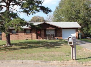 110 Sanford Pl, Ozark, AL 36360