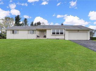 44 Round Hill Rd, New Britain, CT 06052