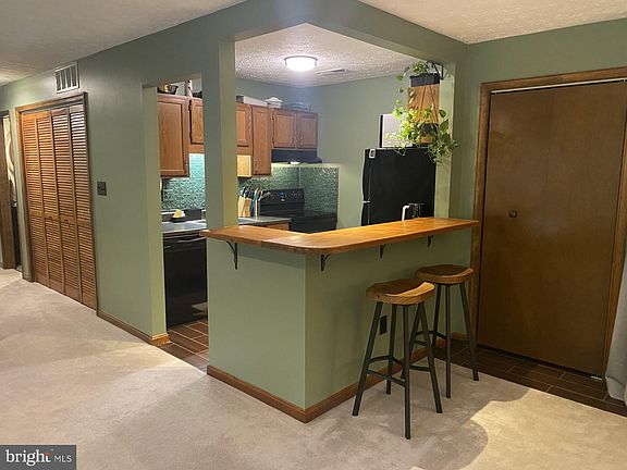 4th image of 23240 Rosewood Ct #3