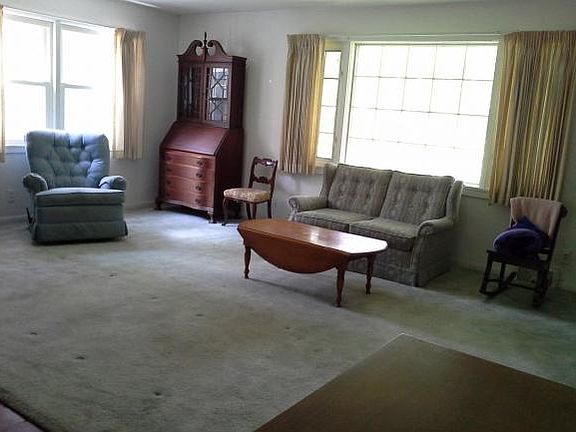 2nd image of 48 Blackstone Ave