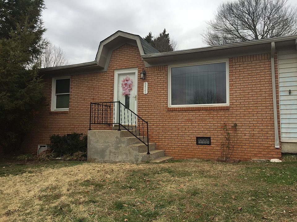 1st image of 111 Hillview St