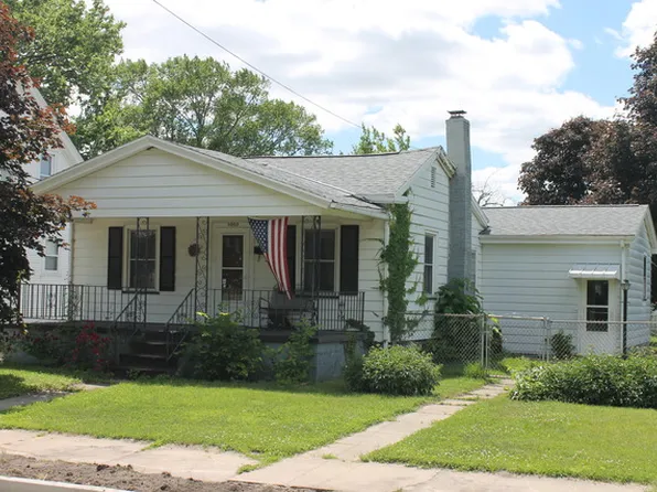 1007 Chestnut St, Ottawa, IL 61350