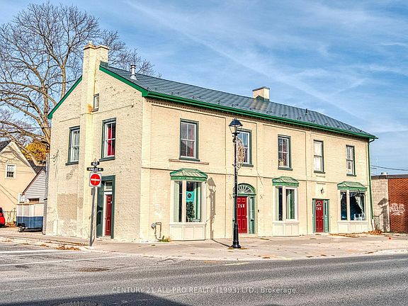 4th image of 150 King St W #148