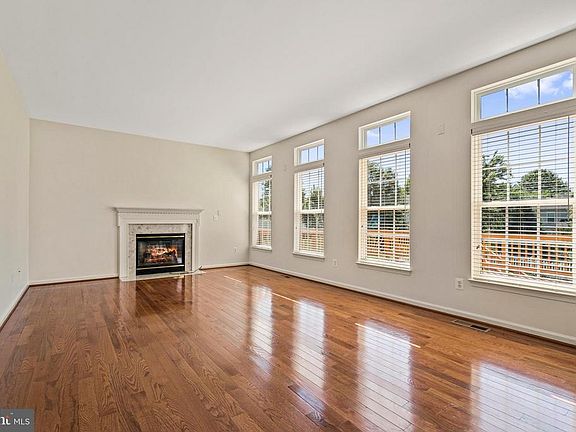 5th image of 353 Cannon Way