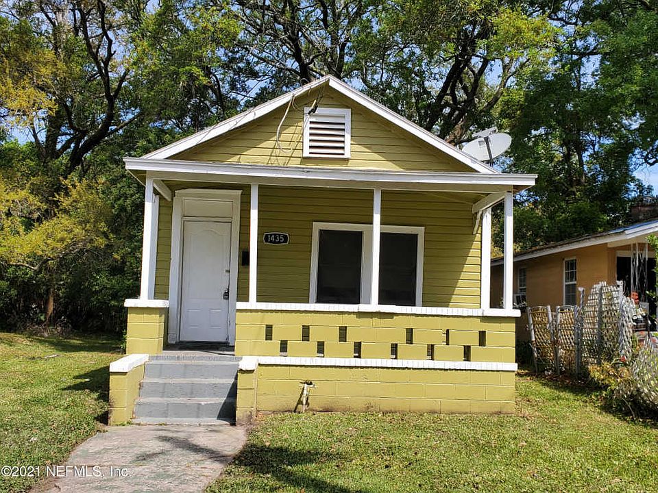 1st image of 1435 W 24th St