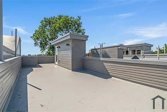 2218 N Franklin St #C — Photo 24