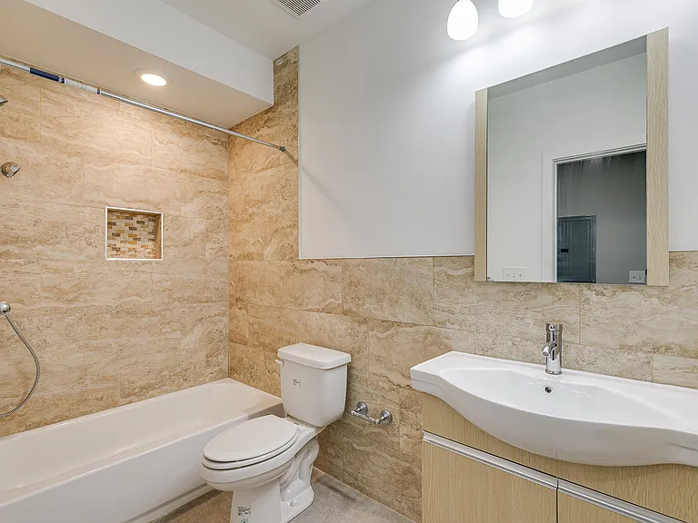 2629 Federal St #1 — Photo 11