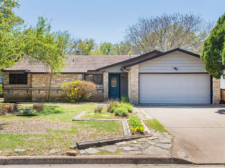 5811 Cannon Mountain Dr — Photo 1